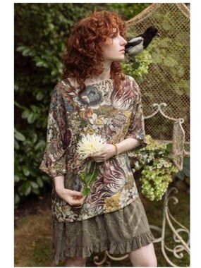 MARKET OF STARS Love Grows Wild Bamboo Floral Top Size S/M VGUC
